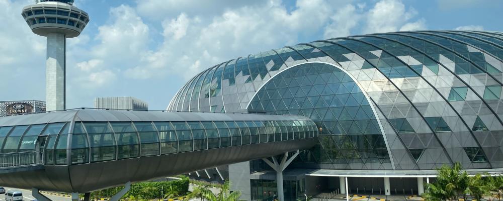 Singapore Changi Airport räknas ofta till världens mest prisbelönta flygplatser. Foto: Wikipedia Common Lic. Kredit: LN9267