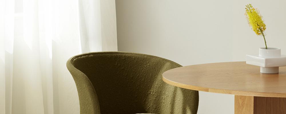 Knit Armchair, olivfärgad. Foto: Normann Copenhagen