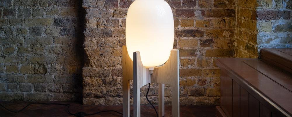 Clore golvlampa. Pressbild: Tamart