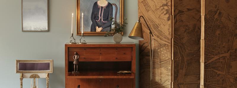 Utvalda föremål ur vårens sista Lilla Kvalitén. Foto: Stockholms Auktionsverk/Mynewsdesk