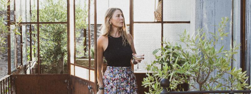Genom Kristins populära Instagram-konto och hennes blogg bjuder hon sina läsare på inspiration kring allt från personlig inredning till trädgårdsliv. Här delar hon även med sig av sina reflektioner kring entreprenörskap och sitt djupa engagemang i olika frågor som verkligen berör på djupet. Foto: Egmont