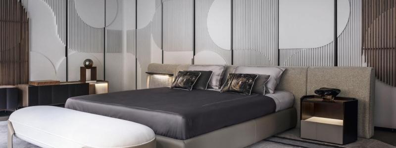 KARPHI NAP bed och DELPHI nightstand design Carlo Colombo Foto Bianca Cedrone