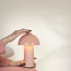 Portabel bordslampa Buddy. Pressbild: Globen Lighting