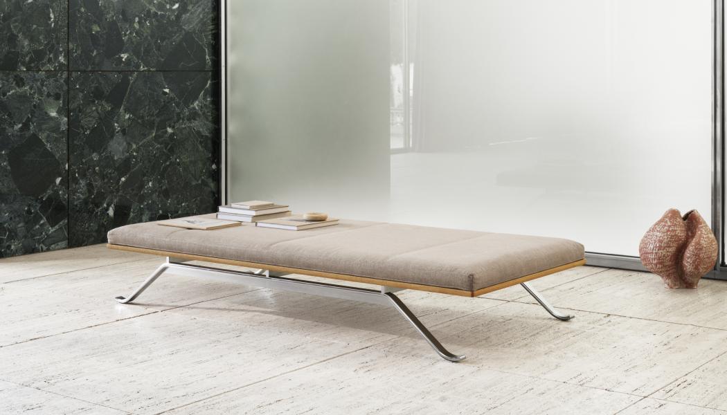 TK8 Daybed i canvas. Foto: Carl Hansen & Søn