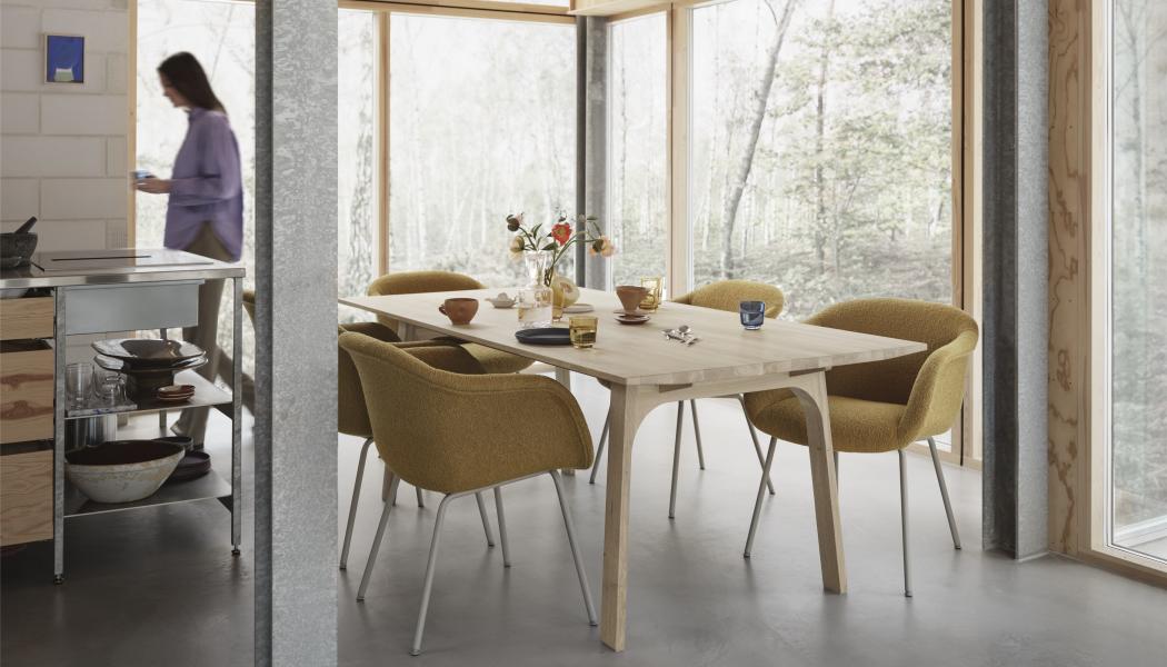 Earnest utdragbart bord 205 cm i ek. Foto: Muuto