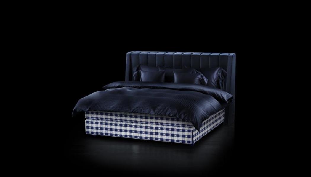 Traditional Blue, Black Shadow, Natural Shaleni designad av Ferris Rafauli. Foto: Hästens