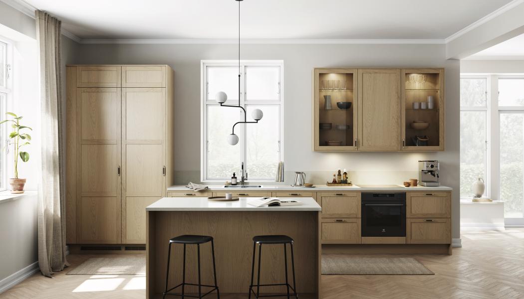Kök - Ester vitpigmenterad ek. Foto: Vedum