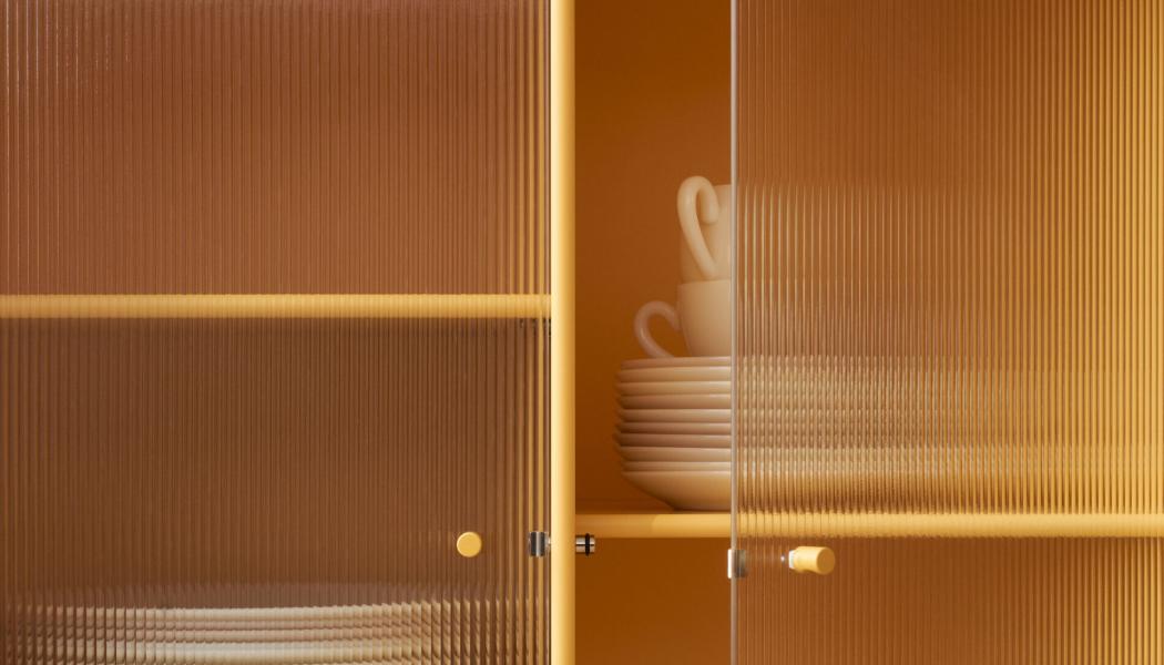 Ripple Cabinet IV. Design av: Peter J. Lassen. Foto: Montana