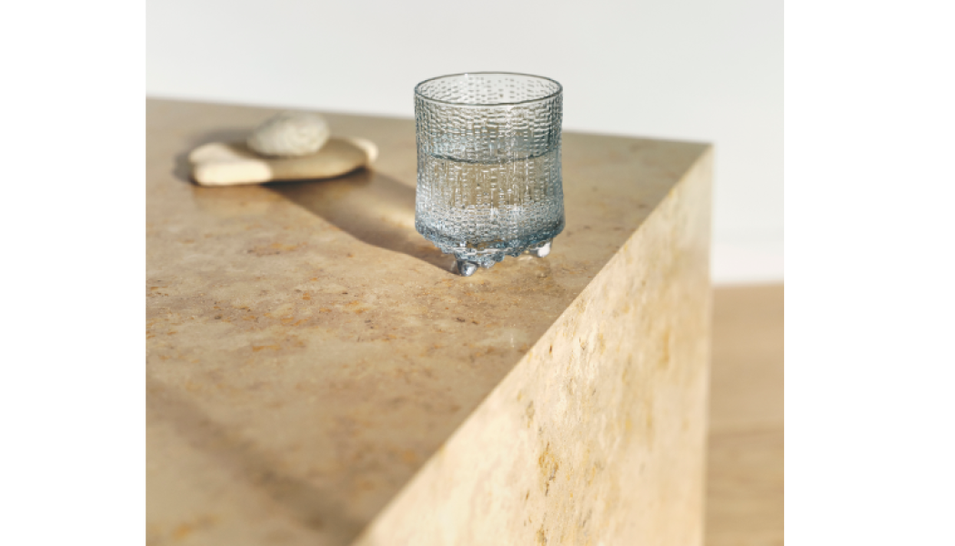 Ultima Thule 20 cl av återvunnet glas. Foto: Iittala