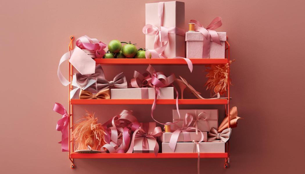 Pocket-kollektion som tagits fram i samarbete med den hyllade svenska inredningsstylisten Lotta Agaton. Foto: String Furniture