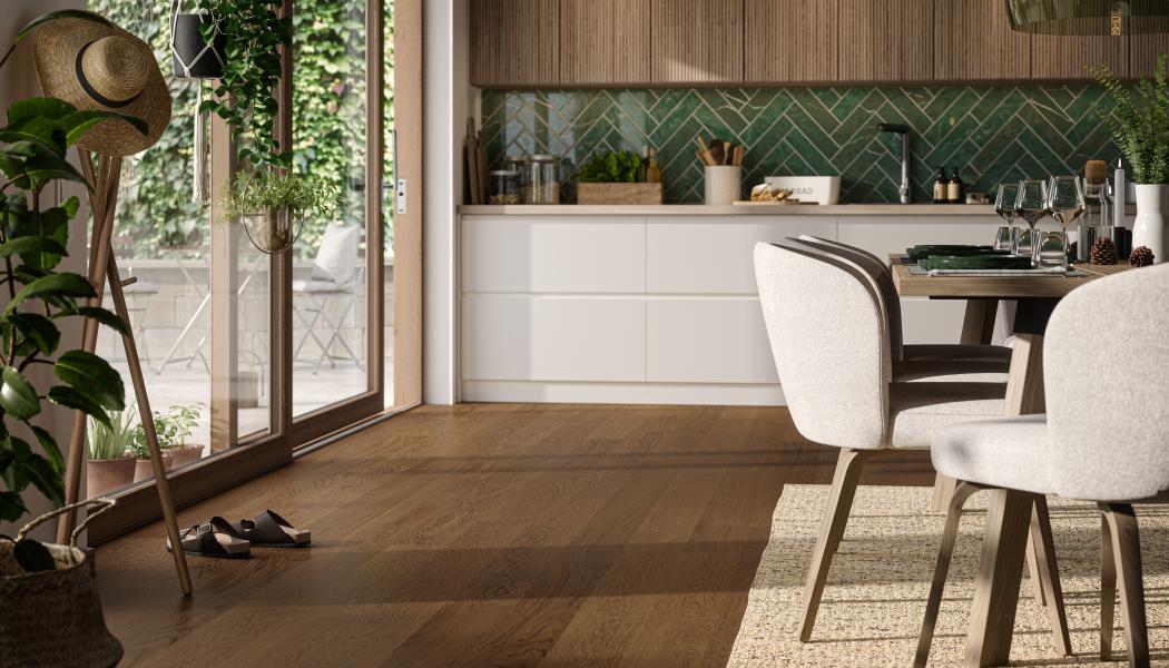 Mörka trägolv. Pressbild: Tres Plodder