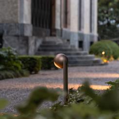 Serien lyser upp trädgårdsgångar och terrasser. Foto: Occhio