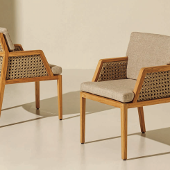 Grand Life, dining armchair Foto: Ethimo and Christophe Pillet