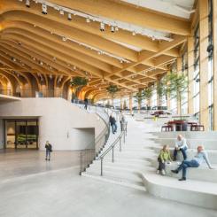World of Volvo är ett upplevelsecenter på 22 000 m² i centrala Göteborg, med människan i fokus, hur vi alla är sammankopplade, och designtänkandet igår, idag och imorgon. Foto: Rasmus Hjortshoj