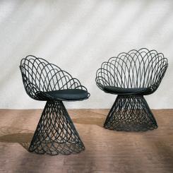 Spin Easychair och Side Chair. Foto: Kenneth Cobonpue