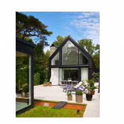 361 Scandinavian Black. Foto: Nordsjö