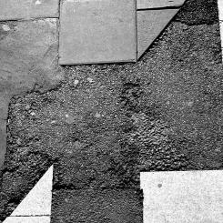 Something is broken på Sergels Torg. Pressbild: Konstfack
