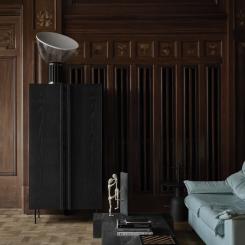 Dörrar PLAIN / Handtag BAR / Obsidian Wood. Foto: Superfront